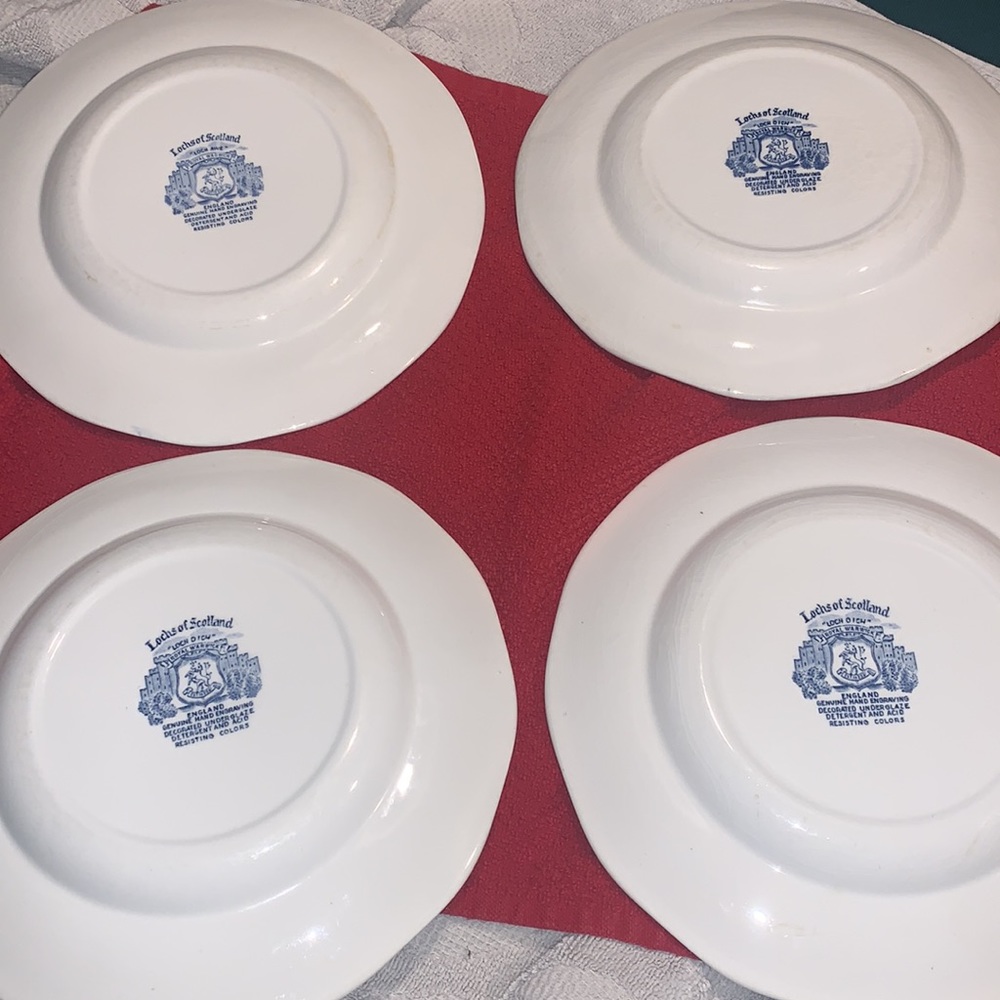 Beautiful set of 4 Lochs Of Scotland Plates - Picture 4 of 5